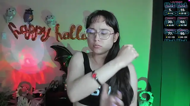 Snapshot of shantalc3rezo chatting on October 2025 09:57:01 PM shantalc3rezo online show from October 2025 09:57:01 PM