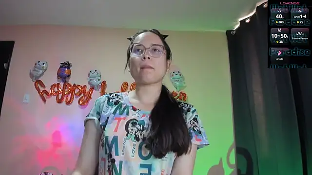 Snapshot of shantalc3rezo chatting on October 2025 09:42:01 PM shantalc3rezo online show from October 2025 09:42:01 PM