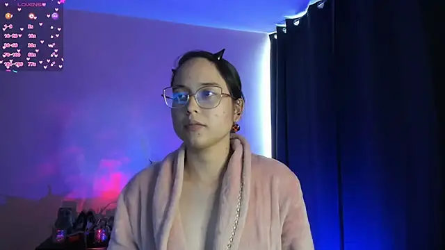 Snapshot of shantalc3rezo chatting on November 2025 07:17:01 PM shantalc3rezo online show from November 2025 07:17:01 PM