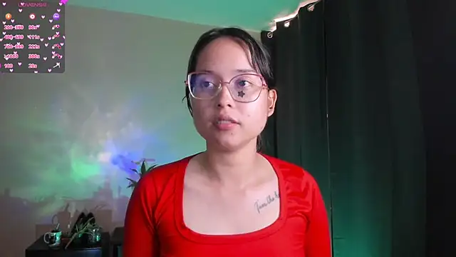 Snapshot of shantalc3rezo chatting on December 2025 08:13:01 PM shantalc3rezo online show from December 2025 08:13:01 PM