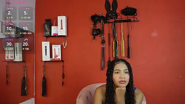 Snapshot of Anais_aradia chatting on December 2024 09:17:01 PM Anais aradia online show from December 2024 09:17:01 PM