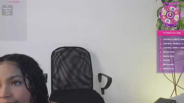 Snapshot of Anais_aradia chatting on January 2025 06:12:01 AM Anais aradia online show from January 2025 06:12:01 AM