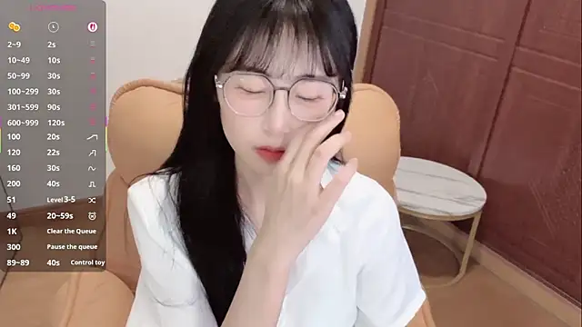 4uoki online show from February 2026 03:30:02 PM