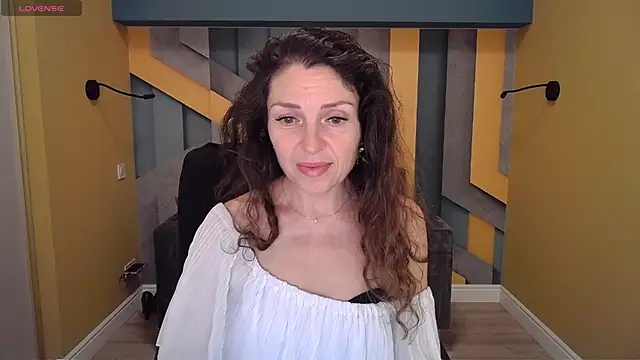 EllaLong online show from January 2025 12:37:01 PM