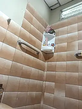 Snapshot of DanelyLopez chatting on December 2024 07:59:02 PM DanelyLopez online show from December 2024 07:59:02 PM