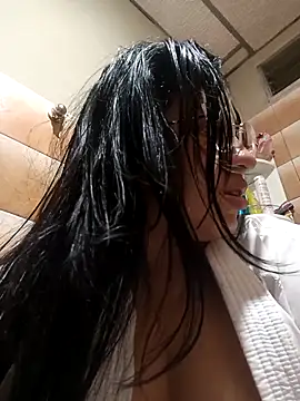 Snapshot of DanelyLopez chatting on February 2025 12:38:02 AM DanelyLopez online show from February 2025 12:38:02 AM