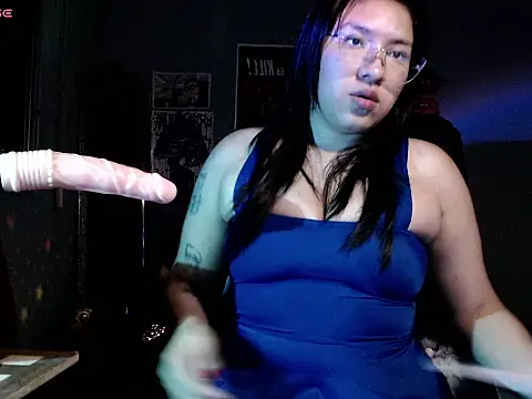 Snapshot of DanelyLopez chatting on September 2025 03:30:02 AM DanelyLopez online show from September 2025 03:30:02 AM