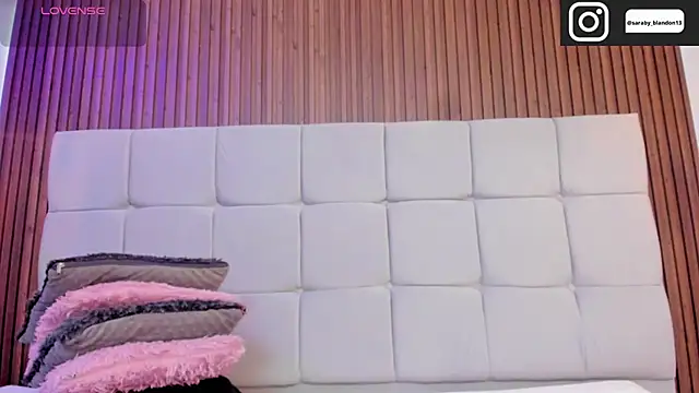 Snapshot of Saravy_Blandon chatting on November 2025 10:47:02 AM Saravy Blandon online show from November 2025 10:47:02 AM