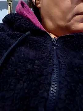 HAIRY PUSSY BIG online show from December 2025 07:00:01 PM