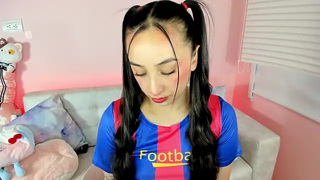 tinysara online show from July 2026 03:47:01 PM
