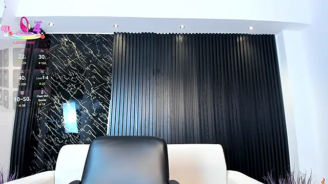 charlottewhitte online show from October 2025 12:28:02 PM