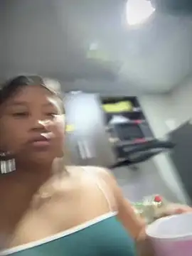 lunahot  07 online show from February 2025 12:05:02 PM