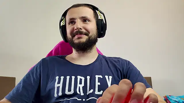 Snapshot of iurytx chatting on October 2025 03:14:02 PM iurytx online show from October 2025 03:14:02 PM