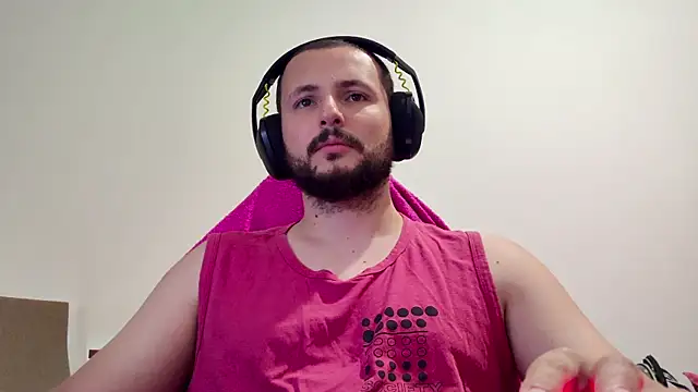 Snapshot of iurytx chatting on November 2025 12:14:02 AM iurytx online show from November 2025 12:14:02 AM