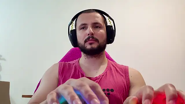 Snapshot of iurytx chatting on November 2025 10:58:02 PM iurytx online show from November 2025 10:58:02 PM