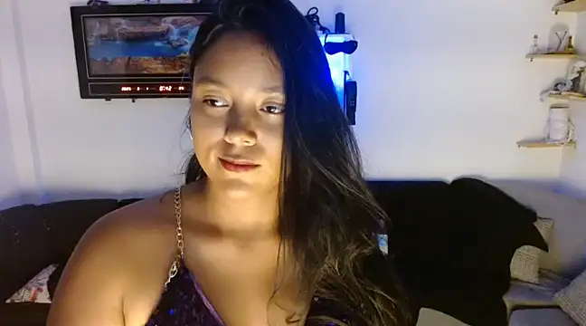 Snapshot of Chiara_petterson chatting on March 2025 05:42:01 AM Chiara petterson online show from March 2025 05:42:01 AM