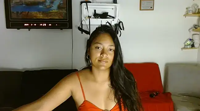 Snapshot of Chiara_petterson chatting on March 2025 07:27:02 PM Chiara petterson online show from March 2025 07:27:02 PM