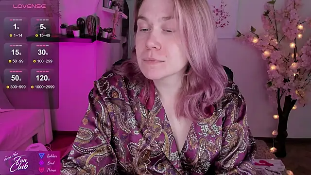 Snapshot of Nancy_Sun_ chatting on December 2024 06:11:01 PM Nancy Sun online show from December 2024 06:11:01 PM