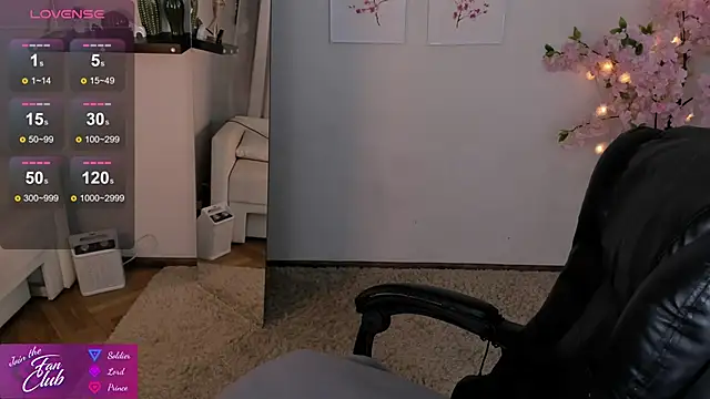 Snapshot of Nancy_Sun_ chatting on January 2025 01:52:01 PM Nancy Sun online show from January 2025 01:52:01 PM