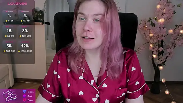 Snapshot of Nancy_Sun_ chatting on January 2025 11:33:02 AM Nancy Sun online show from January 2025 11:33:02 AM