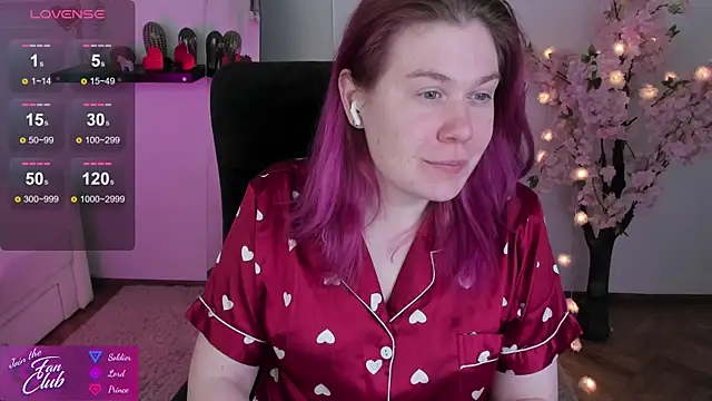 Snapshot of Nancy_Sun_ chatting on February 2025 12:43:02 PM Nancy Sun online show from February 2025 12:43:02 PM