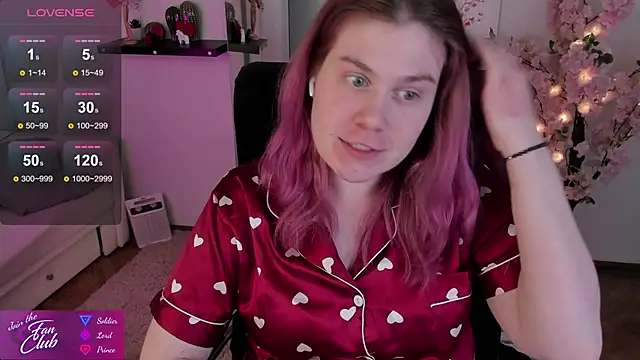 Snapshot of Nancy_Sun_ chatting on February 2025 02:43:02 PM Nancy Sun online show from February 2025 02:43:02 PM