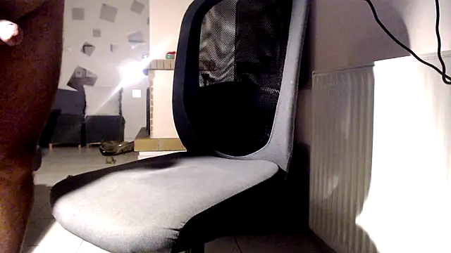 Snapshot of Pitu-94 chatting on October 2025 03:45:02 PM Pitu-94 online show from October 2025 03:45:02 PM