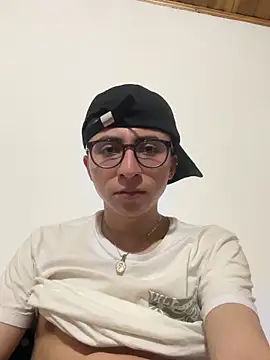 CamiRojas boy online show from March 2026 03:50:01 AM