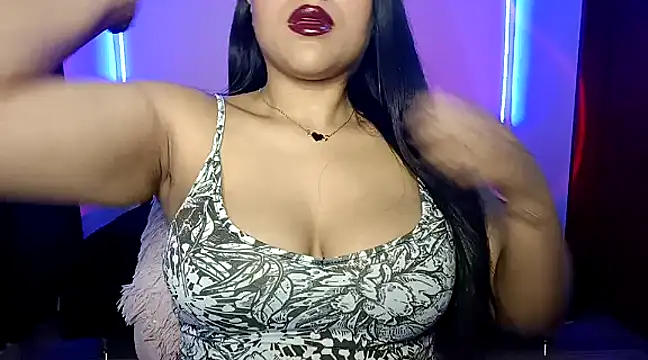 Snapshot of Lucy_kanne chatting on January 2025 09:35:02 PM Lucy kanne online show from January 2025 09:35:02 PM