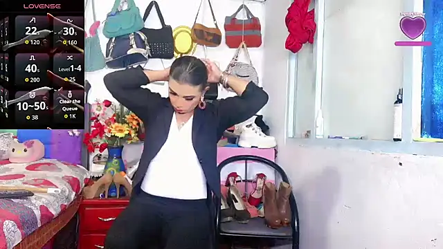 Xiaraa26 online show from June 2026 08:53:02 PM