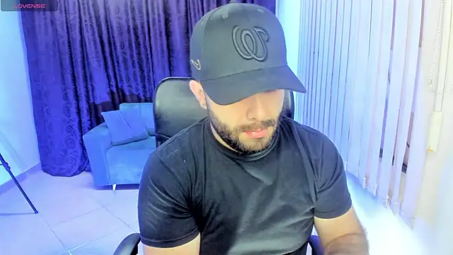 jhon bear03 online show from February 2025 11:10:02 AM