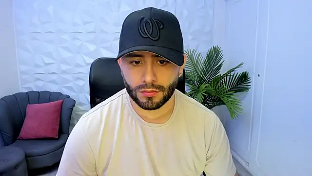 jhon bear03 online show from February 2025 11:28:02 AM