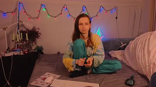 Snapshot of Frank_Fraer chatting on November 2025 05:49:01 PM Frank Fraer online show from November 2025 05:49:01 PM