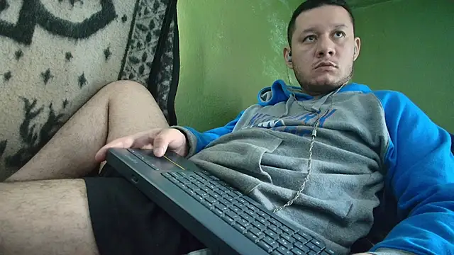 sweet cock28 online show from November 2025 03:45:01 PM