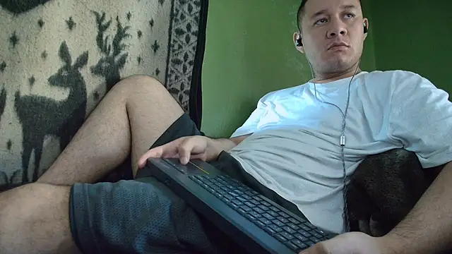 Snapshot of sweet_cock28 chatting on June 2026 03:03:03 PM sweet cock28 online show from June 2026 03:03:03 PM