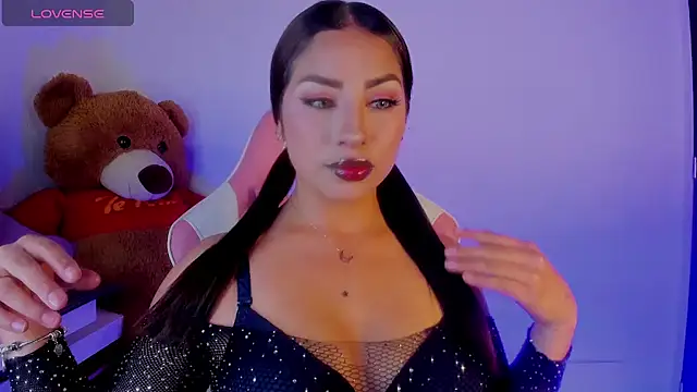 Snapshot of lucykinky22 chatting on November 2025 10:21:01 PM lucykinky22 online show from November 2025 10:21:01 PM