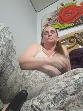 Snapshot of SeductionSilera chatting on February 2025 08:30:02 PM SeductionSilera online show from February 2025 08:30:02 PM