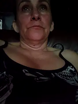 Snapshot of SeductionSilera chatting on September 2025 05:08:01 AM SeductionSilera online show from September 2025 05:08:01 AM