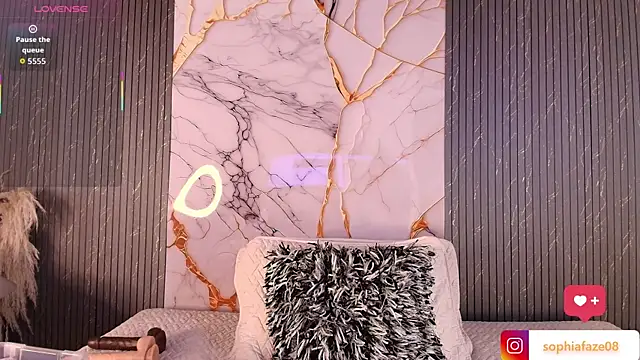 big tits in your face online show from February 2026 08:14:02 PM