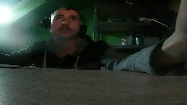 capoloveu online show from March 2025 04:11:01 PM