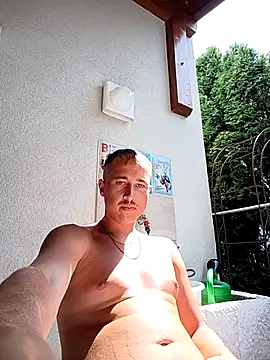 capoloveu online show from July 2026 12:36:02 PM