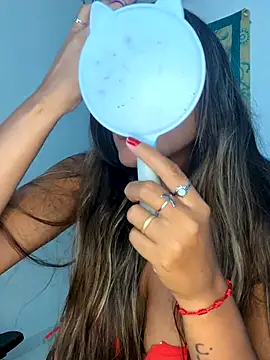 fenixgre online show from October 2025 06:07:02 PM