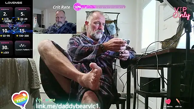 DaddybearVLC online show from February 2026 02:01:02 PM