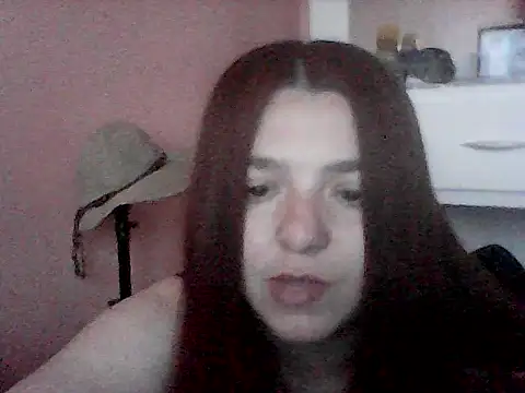 Snapshot of Oxitocina2000 chatting on November 2025 08:52:02 PM Oxitocina2000 online show from November 2025 08:52:02 PM