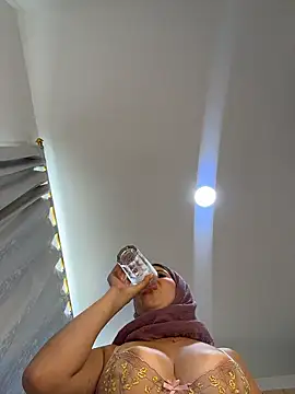 Snapshot of naughty__angel chatting on January 2026 02:43:02 PM naughty angel online show from January 2026 02:43:02 PM