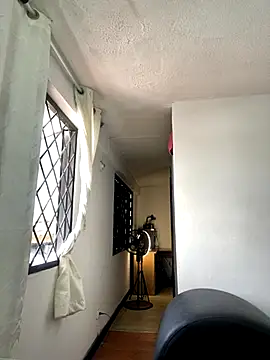 Snapshot of Natasha__Blue chatting on October 2025 06:08:02 PM Natasha Blue online show from October 2025 06:08:02 PM