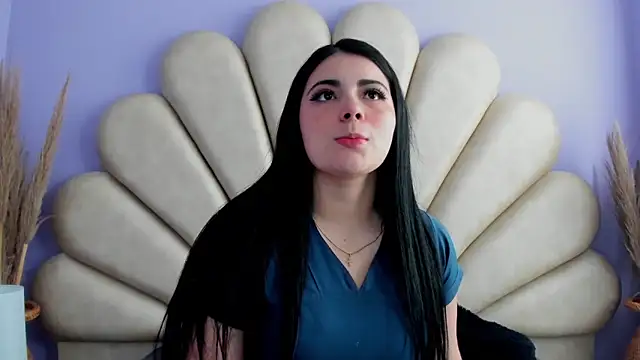 Snapshot of Natasha__Blue chatting on February 2026 07:06:02 PM Natasha Blue online show from February 2026 07:06:02 PM