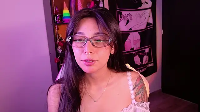 Snapshot of amber_yull chatting on June 2026 06:10:02 PM amber yull online show from June 2026 06:10:02 PM