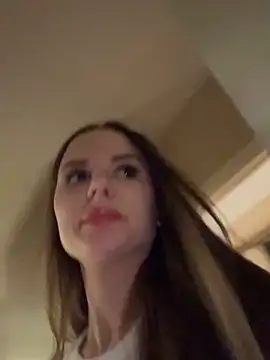 Snapshot of Alina_Vibe_Me chatting on February 2026 11:39:01 PM Alina Vibe Me online show from February 2026 11:39:01 PM