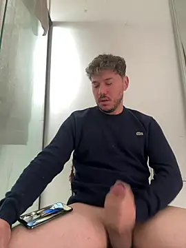 guaposexyh0t online show from May 2026 05:32:01 PM